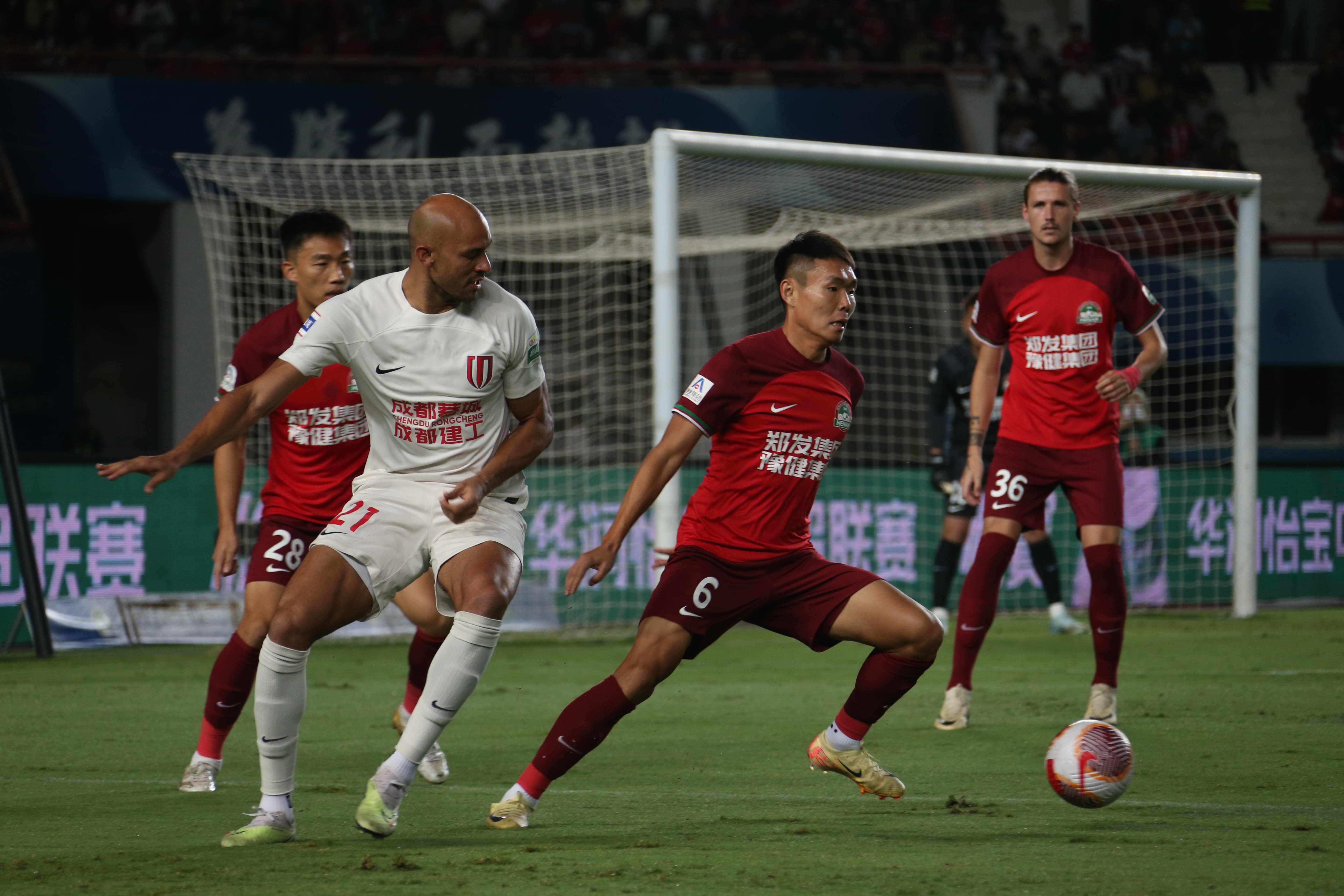 包含关键时刻体能课后，新疆广汇伤情更新备战社区盾，管理层满意，球队文化再被提及的词条-一竞技官网入口