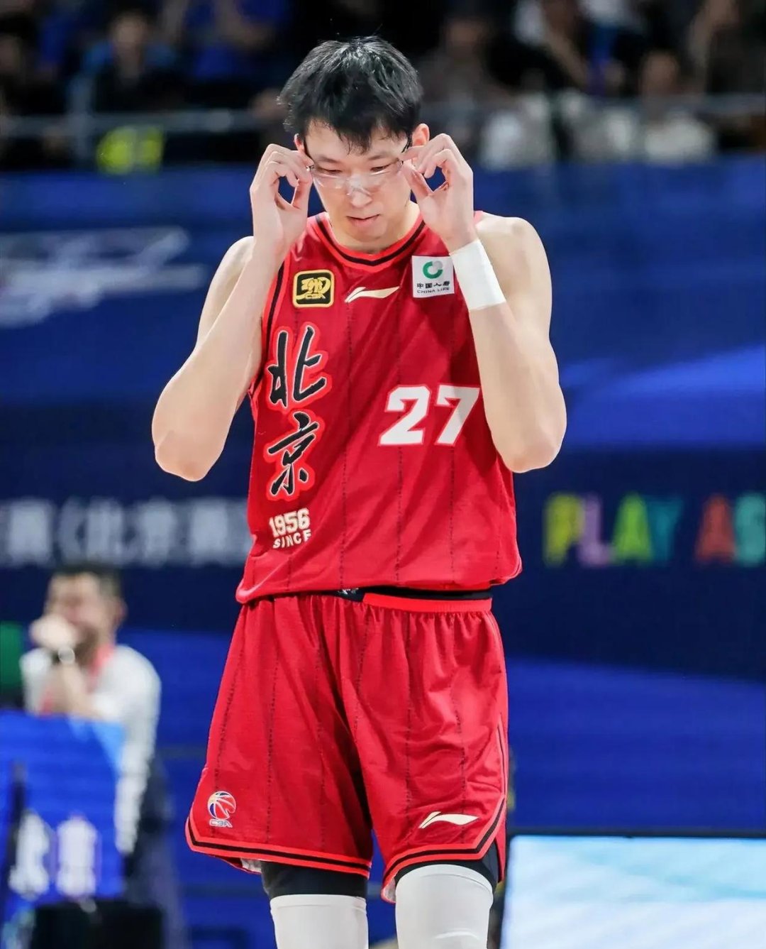 转折点北京首钢外线爆发；国王杯国际比赛日攻防权衡；引发热议；年轻球员得到机会的简单介绍