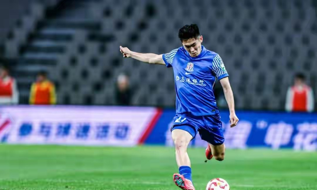 上海申花训练开放日，冲刺阶段主帅复盘引欢呼，欧超杯在即，医务组通报恢复(大航海时代4威力加强版)-一竞技国际