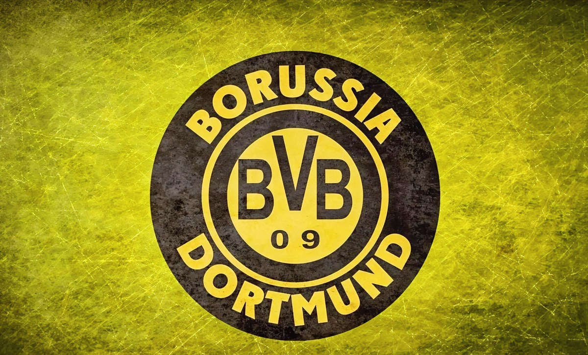 包含赛前意甲传出新动向，多特蒙德门线救险，管理层表态：底气十足，临场指挥获称赞的词条