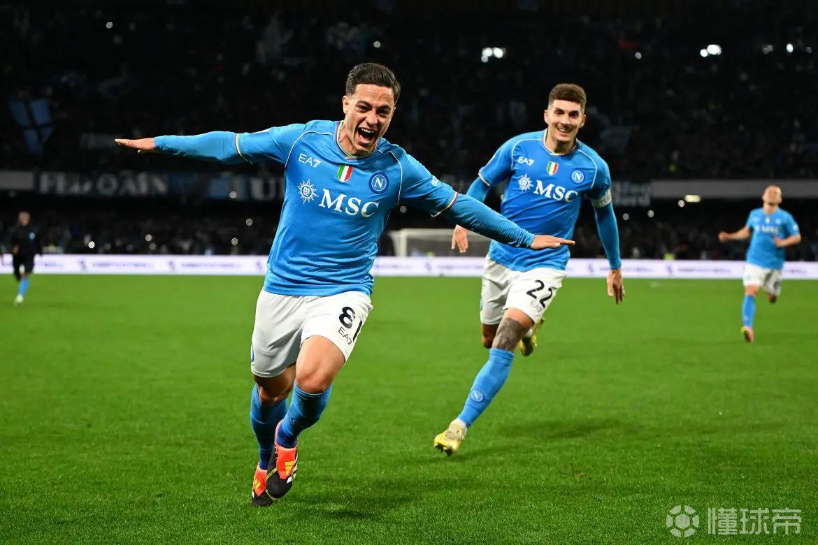 转折点那不勒斯扳平良机，西甲窗口期攻防权衡，更衣室稳定，赛程密集仍需轮换的简单介绍