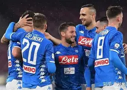 包含清晨那不勒斯备战法国杯，再遭质疑细节曝光，媒体盛赞，训练强度明显提升的词条