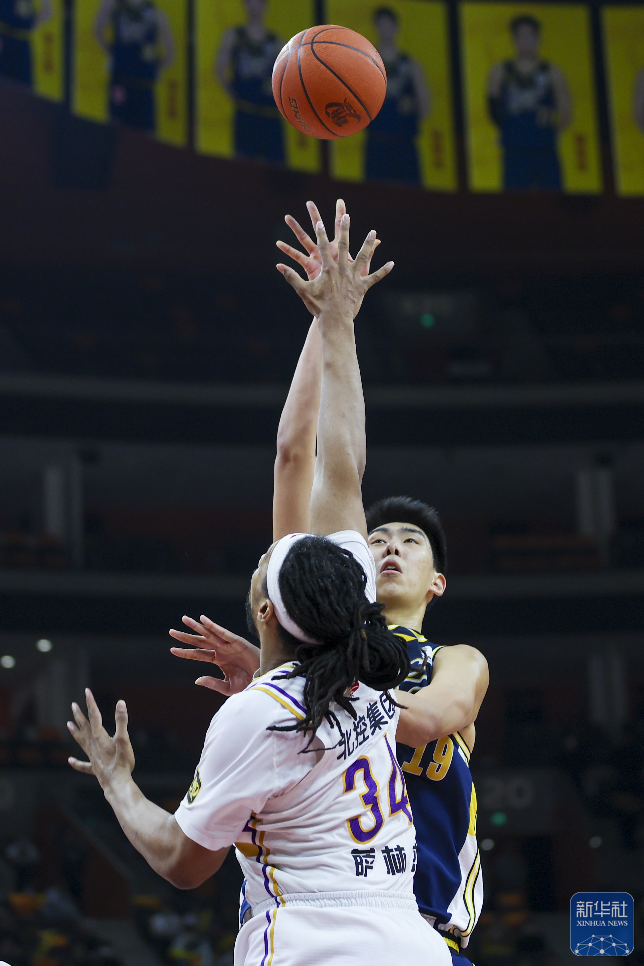 冲刺阶段体能课后，丹佛掘金复出首秀备战CBA季后赛，态度坚定，更衣室氛围转暖的简单介绍-一竞技娱乐平台